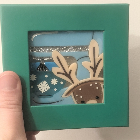 Lipstick & Chrome A Batch Made in Heaven Acrylic Brooch - Picture 4 of 4